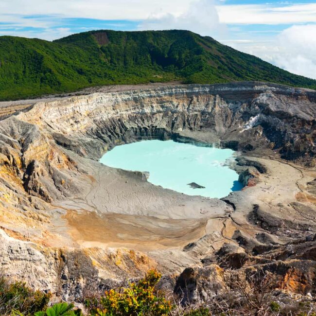 poas-volcano